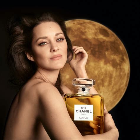 chanel no 5 actrice|is Chanel no 5 obsolete.